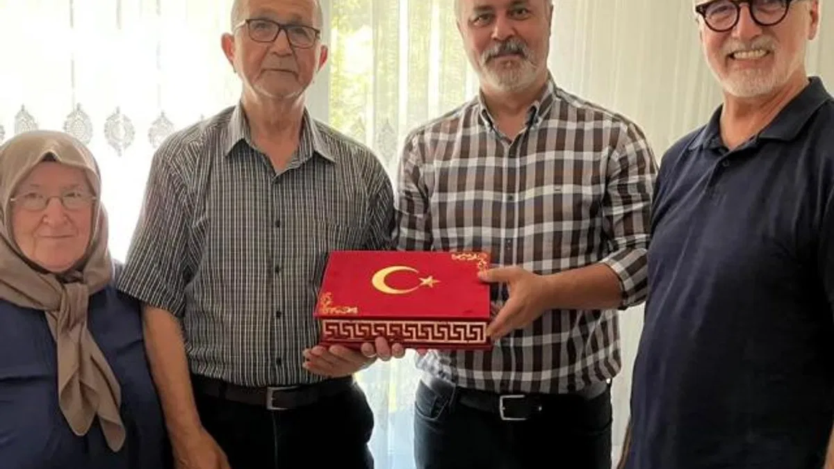 İzmit Belediyesinden Kıbrıs Gazilerine vefa ziyareti