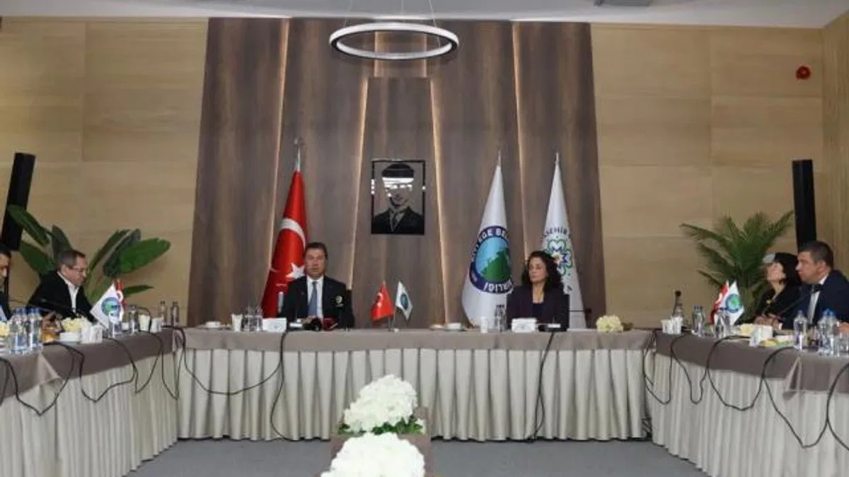 Kıyı Ege Belediyeler Birliği Muğla’da toplandı