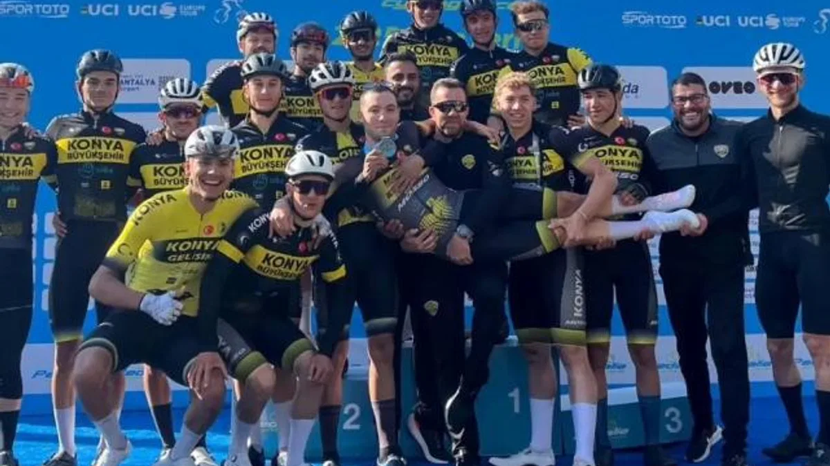 Konya Büyükşehir madalyaya pedalladı