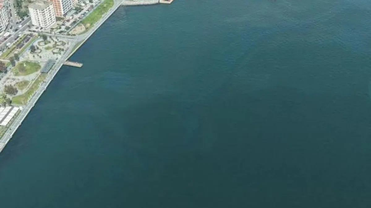 İzmir Körfezi’nde 6’ncı kirlilik tespiti! Başkan Tugay’dan Bakanlığa yetki çağrısı