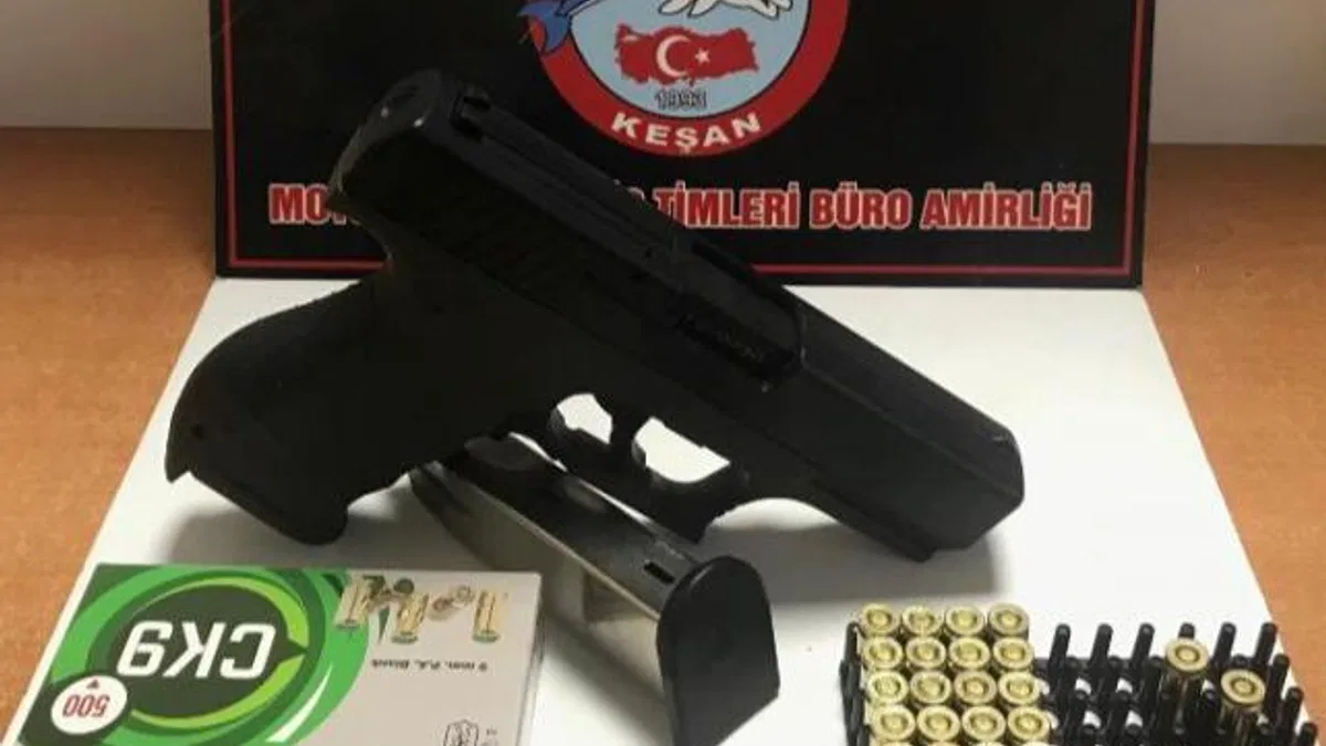 Keşan’da pompalı tüfek ve kurusıkı tabanca ele geçirildi