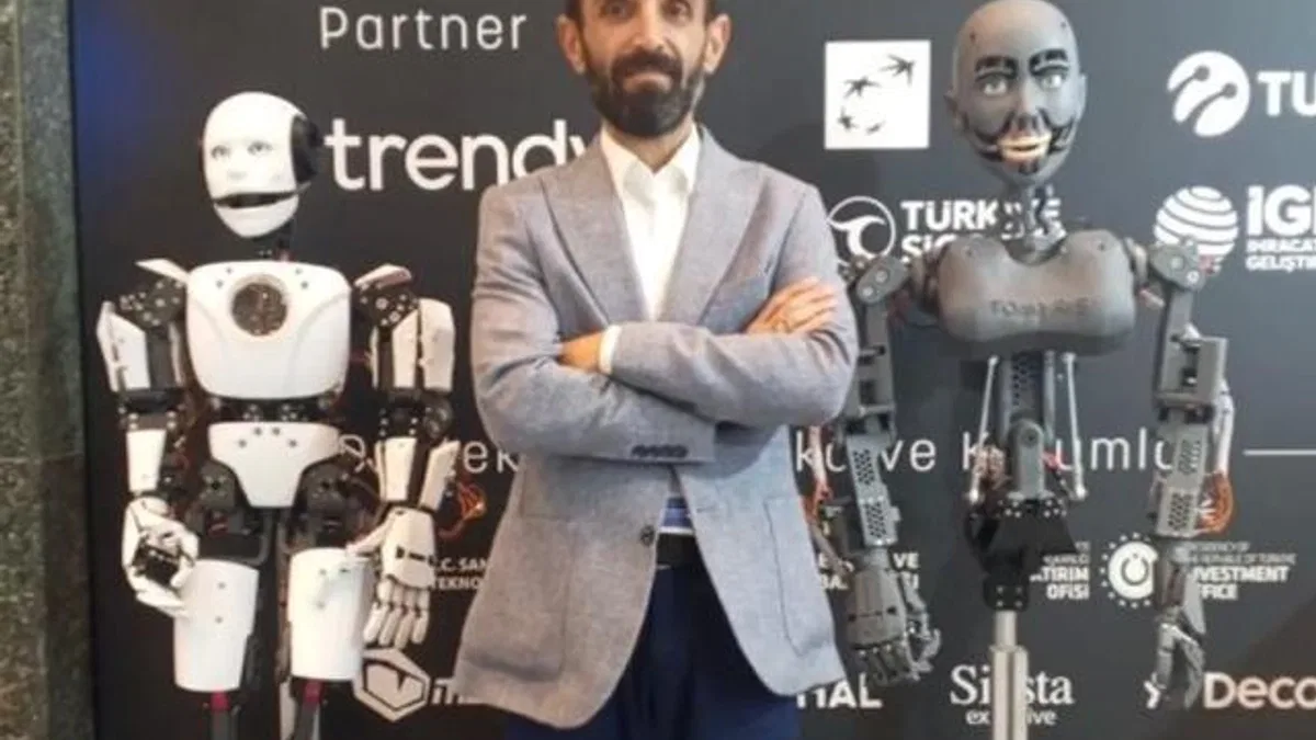 Türkiye’nin ilk insansı robotu Tomyris, Türk vatandaşlığı talep etti!