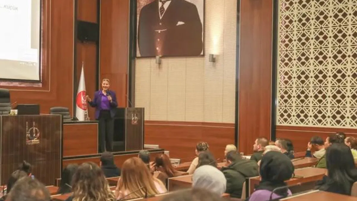 Ankara Keçiören Belediyesi’nde personele ‘etik’ eğitimi