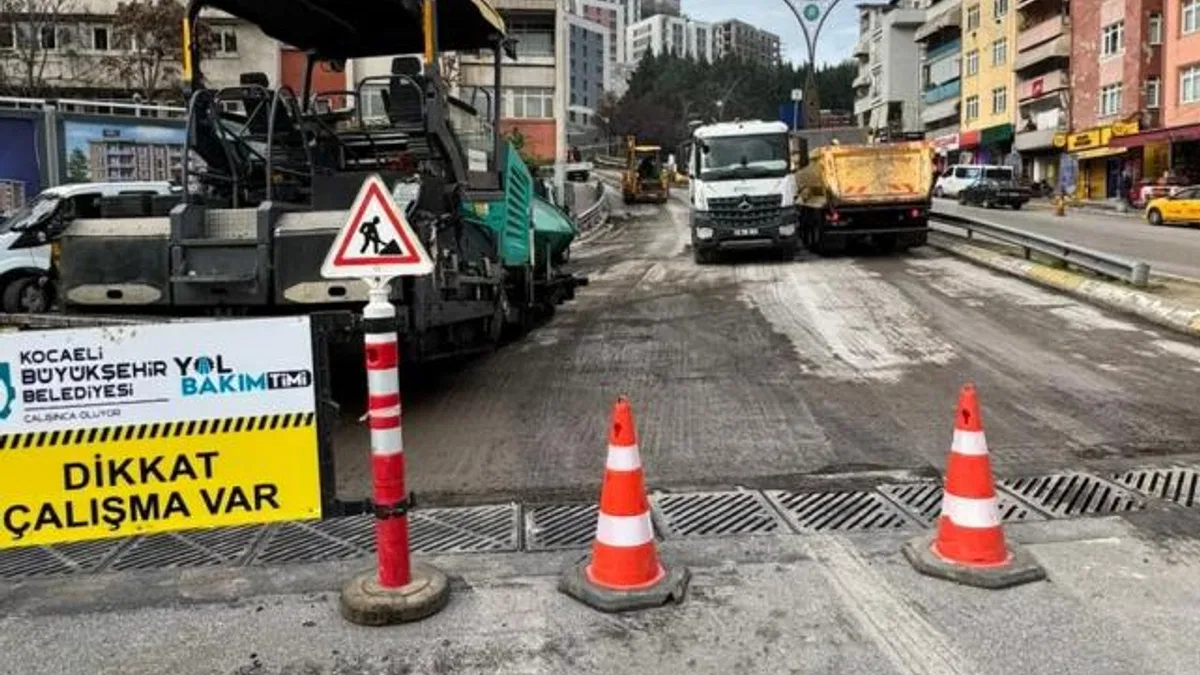Kocaeli Santral Rampası’nda yol çalışmaları tamamlanıyor