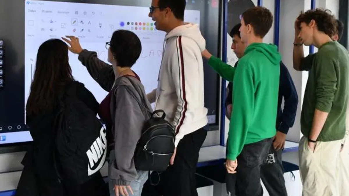 Erasmus öğrencileri Aziz Sancar Bilim ve Sanat Merkezi’nde