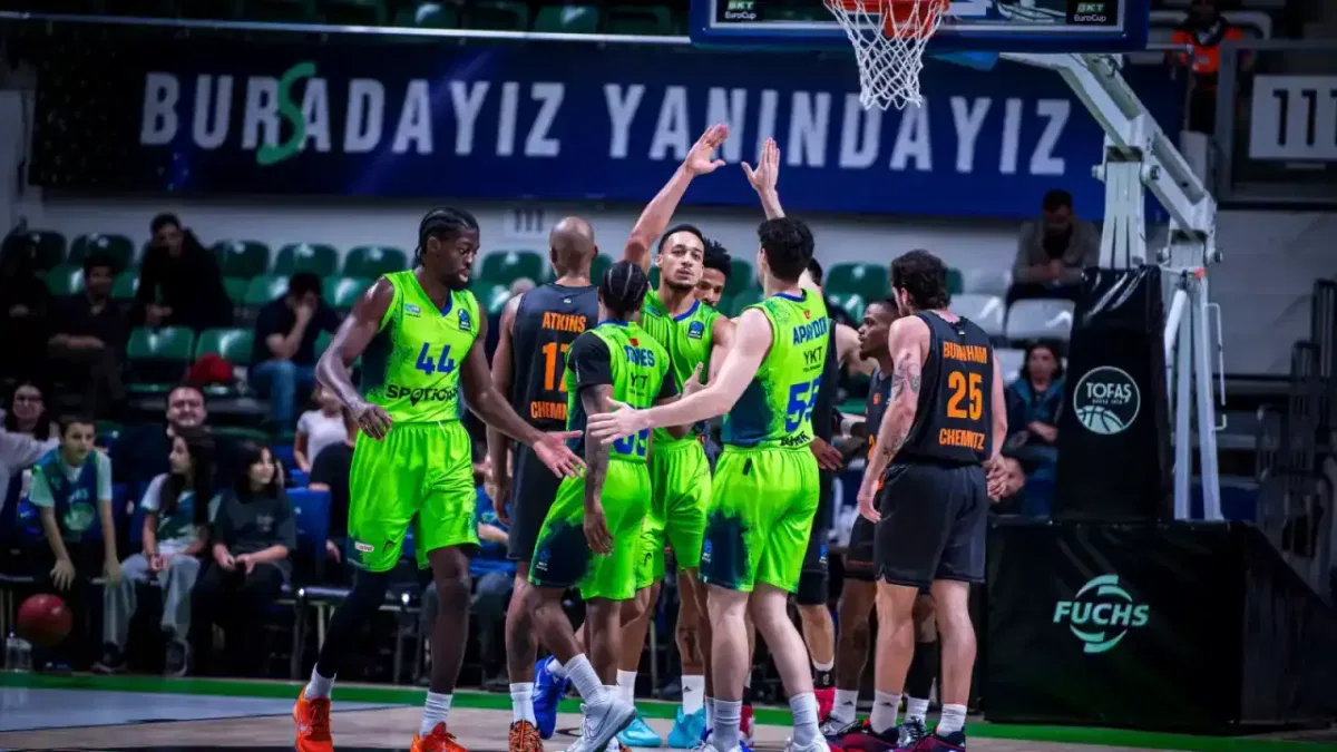 Tofaş basketbol takımı Karadağ ekibini ağırlamaya hazırlanıyor