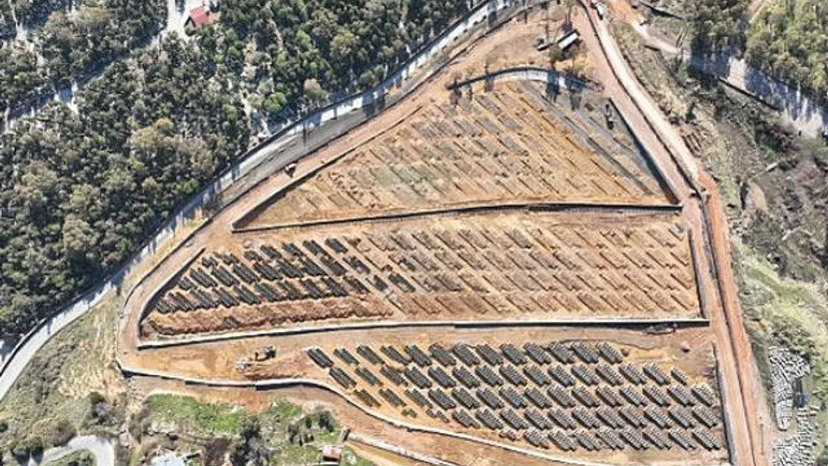 Örnekköy’e çift katlı mezarlık geliyor