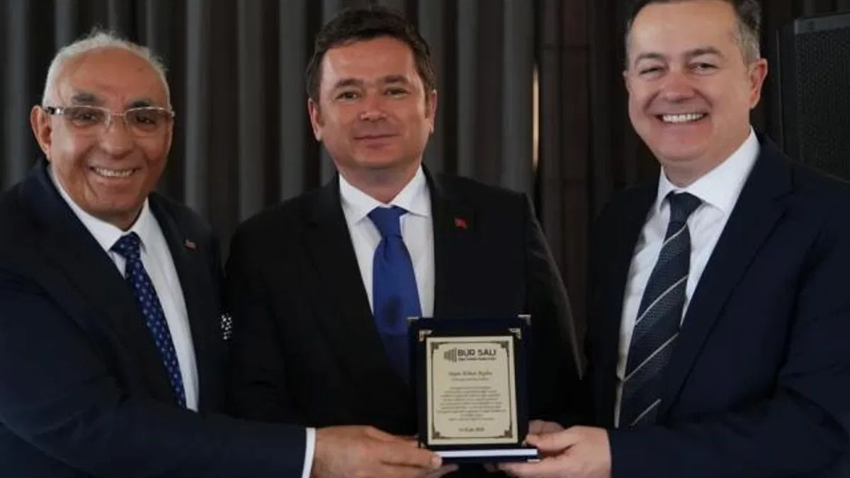 Bursa Osmangazi’de Başkan Aydın iş insanları ile buluştu