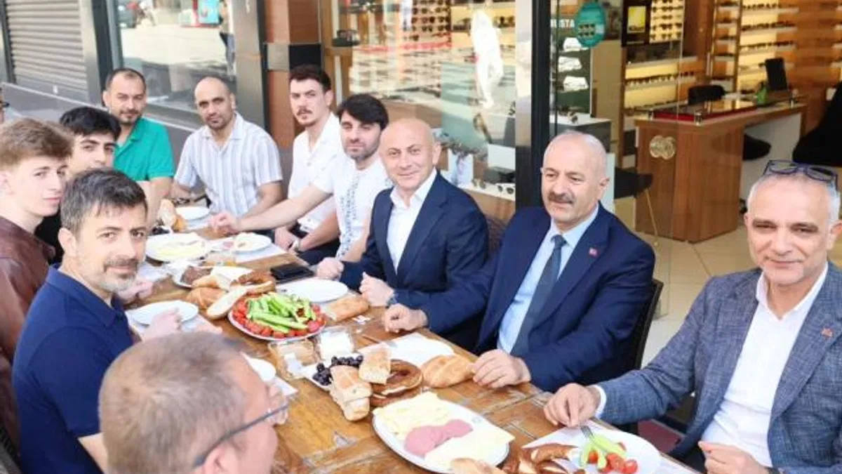 Başkan Büyükgöz, Gebze’de Eskiçarşı esnafıyla buluştu