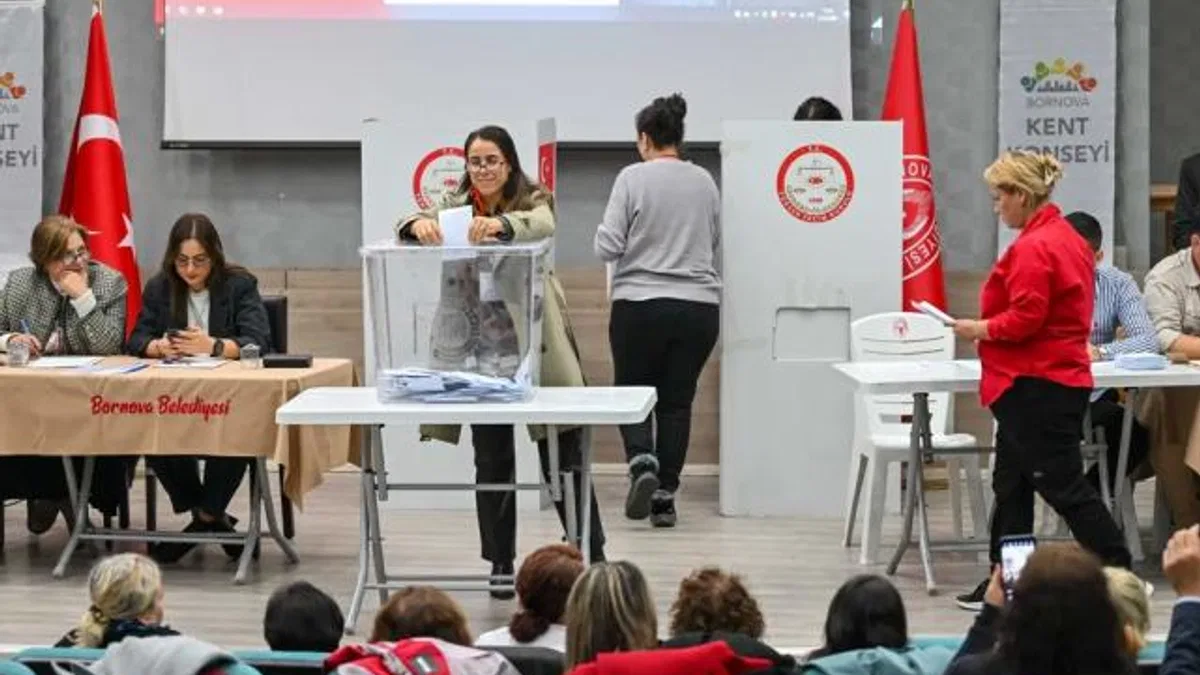 Başkan Eşki: ” Bornova’nın geleceğini kadınların gücüyle inşa edeceğiz”