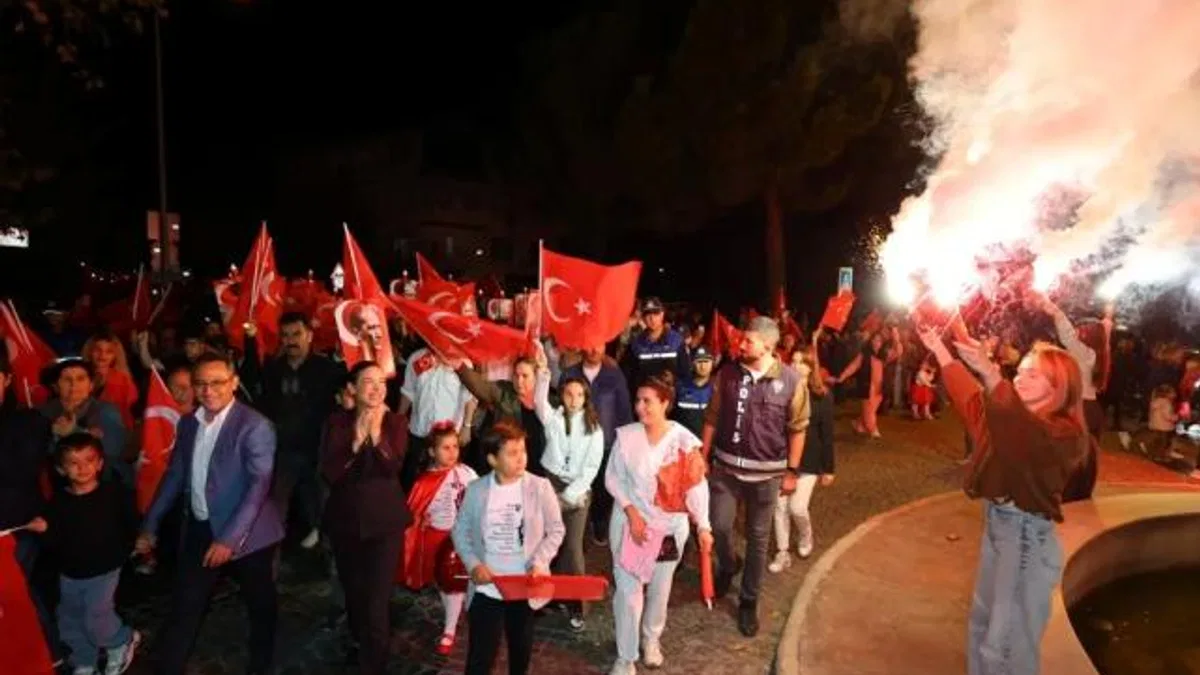 İzmir Efes’te Cumhuriyet Bayramı coşkusu meydanlara taştı