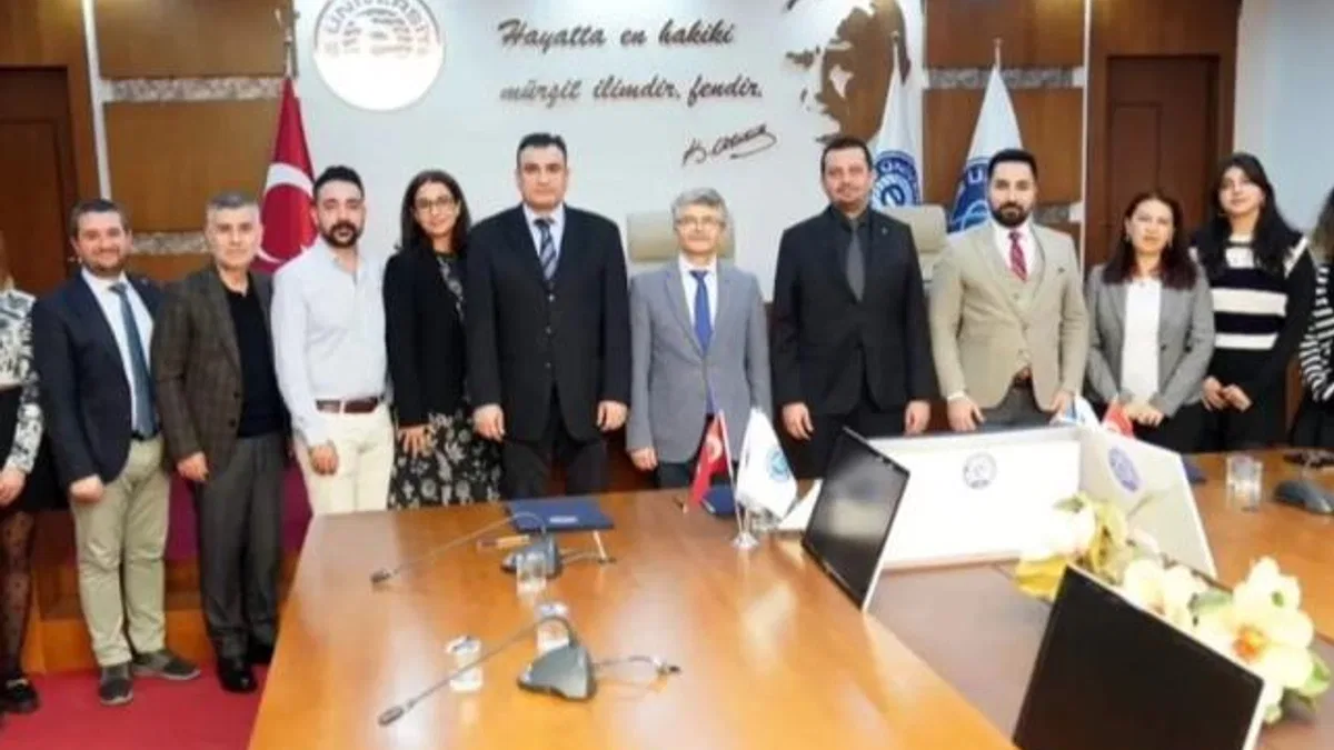İZTEKNOLOJİ’den öğrencilere kariyer kapısı