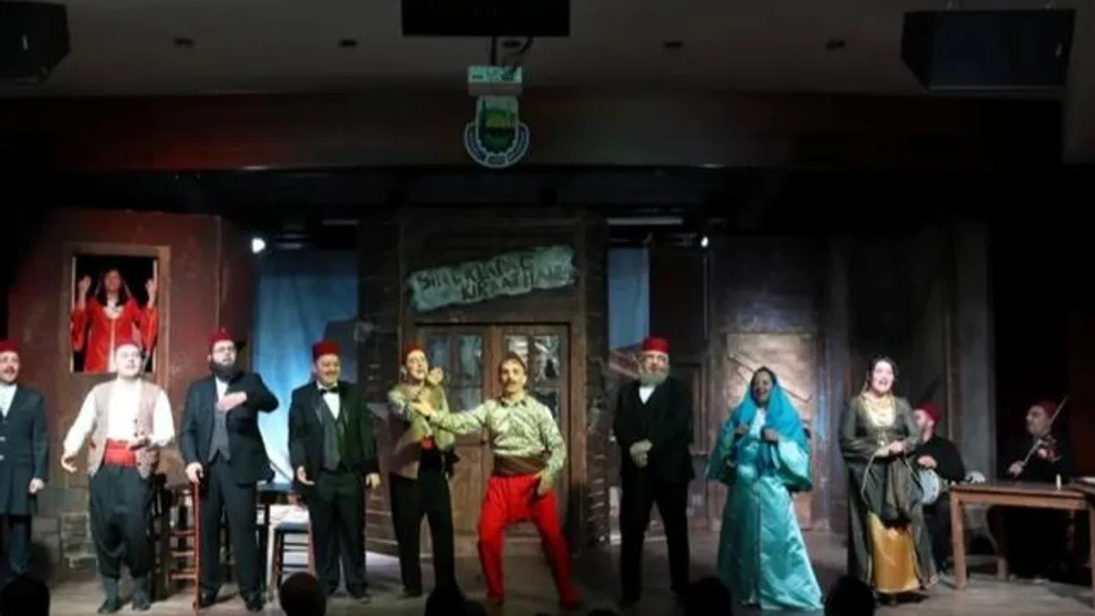 Bursa İnegöl finali “Ayyar Hamza” ile yaptı