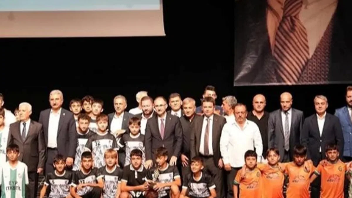 Bursa Gemlik Belediyespor’dan 3 kupa birden