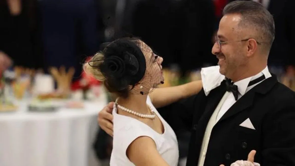 Muğla’da Cumhuriyet Balosu’nda 102 yıllık coşku