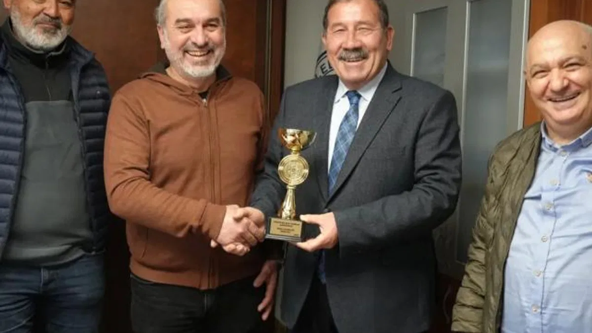 Muğla Milas’ta briç takımından Başkan Topuz’a ziyaret