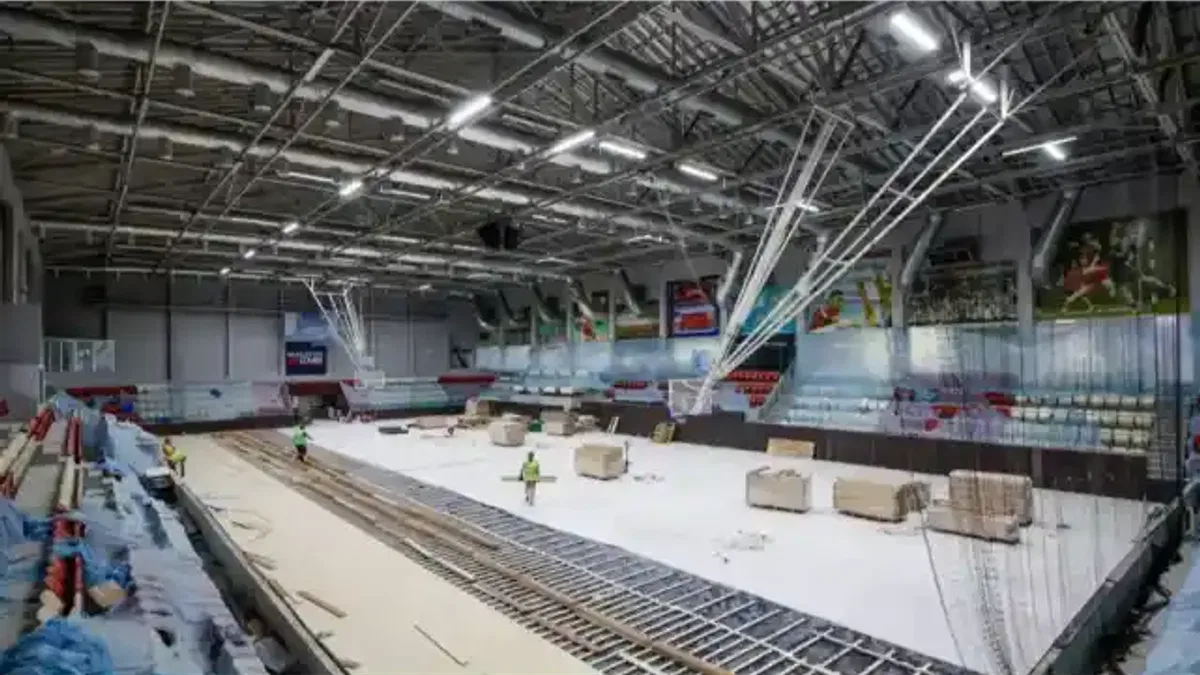 İzmir’de Celal Atik Spor Salonu FIBA standartlarına kavuşuyor