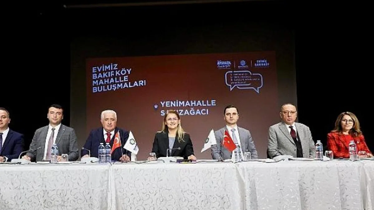 Başkan Ovalıoğlu mahallelinin sorunlarını dinlemeye devam ediyor