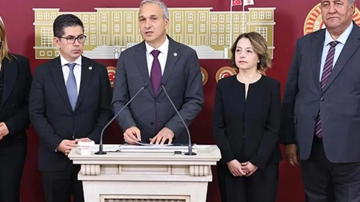 CHP’li vekillerden okullarda öğle yemeği teklifi TBMM’de
