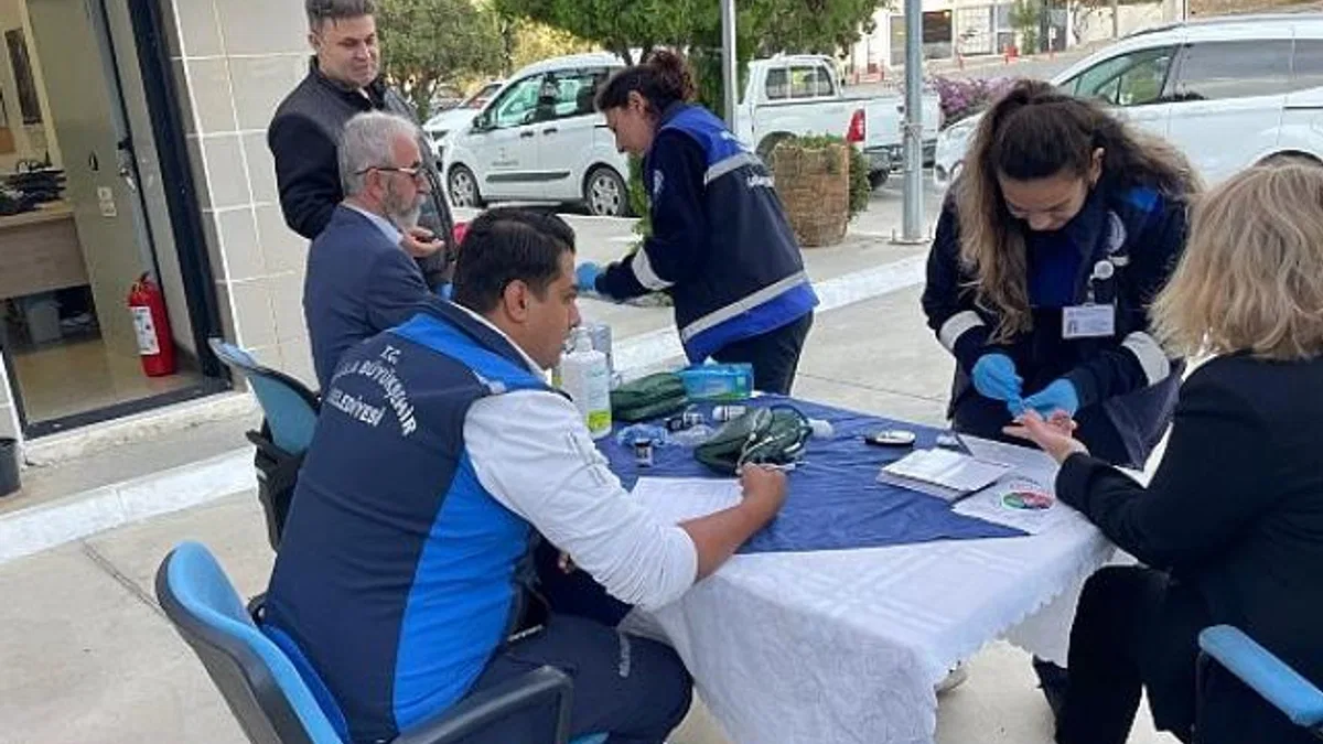 Büyükşehir’den 13 İlçede Şeker Ölçüm ve Diyabet Farkındalık Eğitimi
