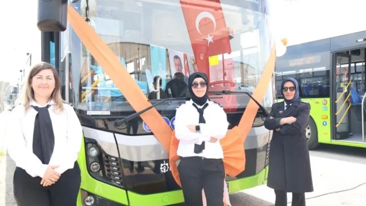 Kocaeli Büyükşehir’in filosuna 4 ayda 123 otobüs