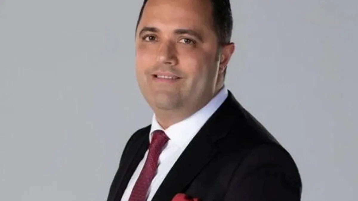 Ünlü avukat Rezan Epözdemir gözaltına alındı