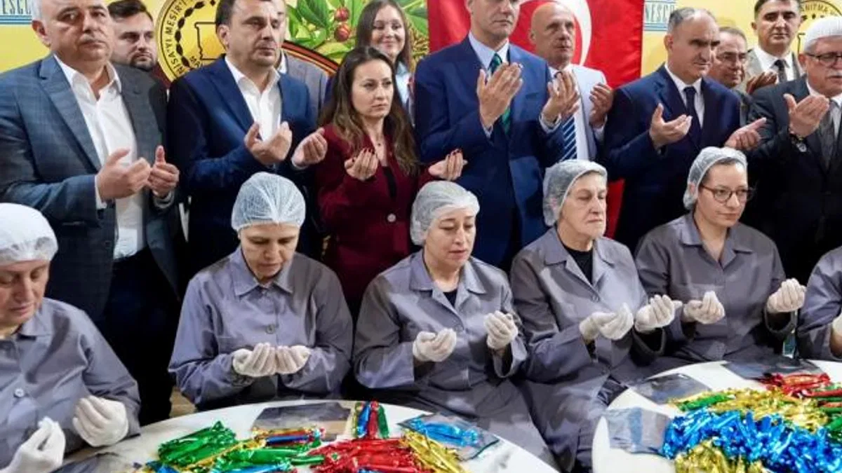 Manisa’da saçılacak 8 ton mesir macunun duası yapıldı
