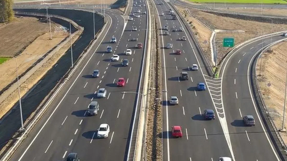 Aydın–Denizli Otoyolu’nda bayram rekoru… Günlük araç geçişi 22 bini aştı