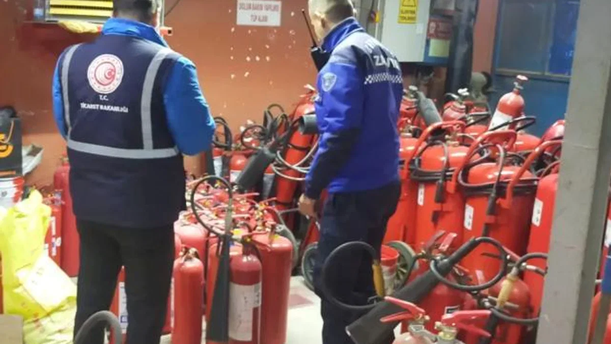 Kocaeli Zabıtası’ndan yangın tüpü fiyatlarına sıkı denetim