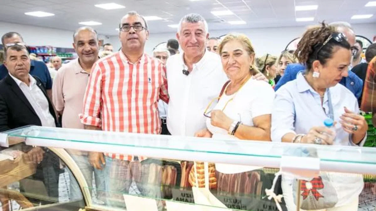 İzmir Güzelbahçe’nin gurur gününde üçüncü Güzmar