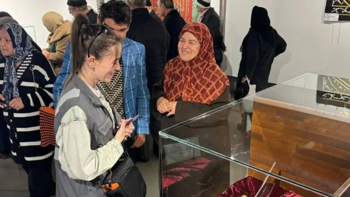 Sakarya’da mukaddes emanetlerle ilk kez buluştular