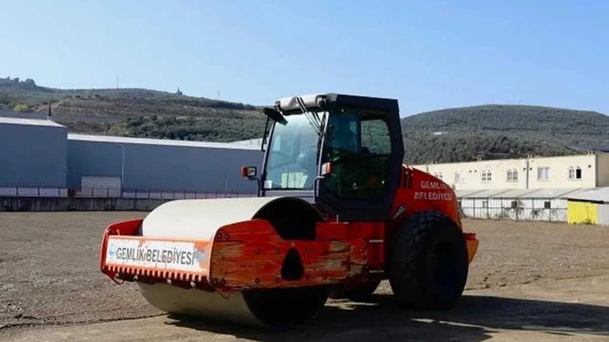Bursa Gemlik’e iki tır parkı