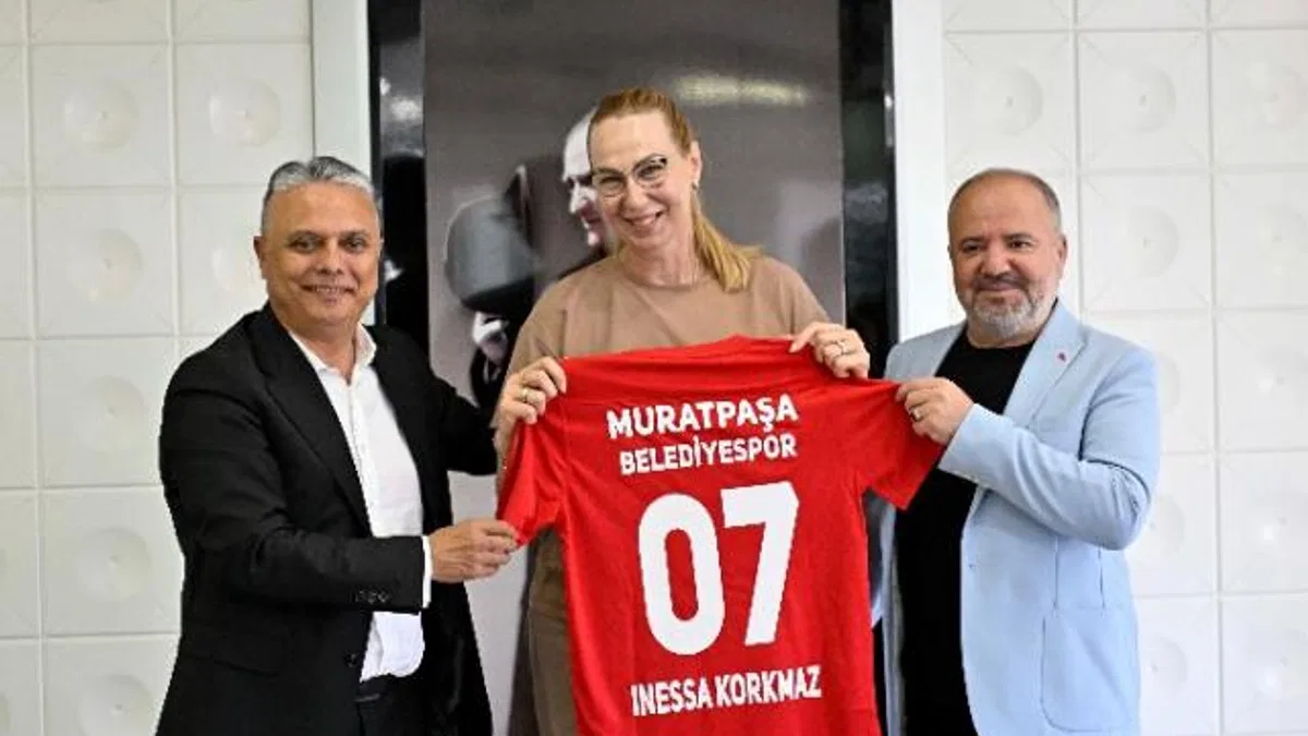 İnessa Korkmaz Muratpaşa’da