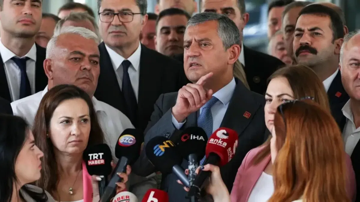 Özgür Özel’den ‘butlan’ tepkisi: “Tedbir kararı kurultayı engellemez”