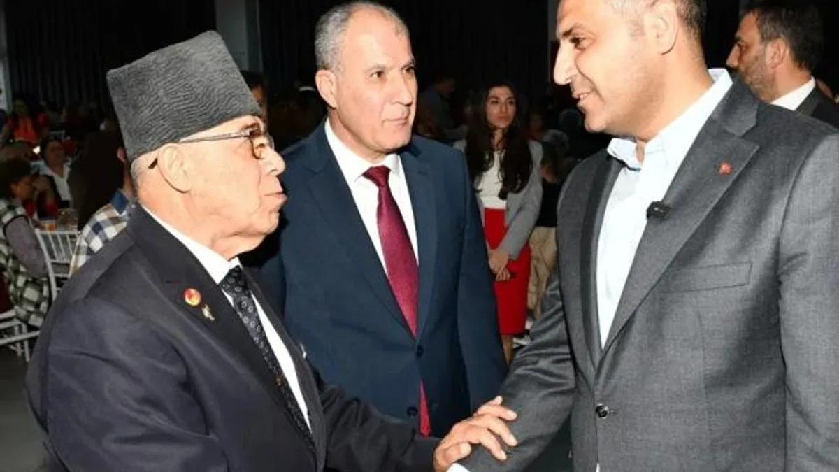 Başkan Yıldız, şehit ve gazi yakınlarıyla bir araya geldi
