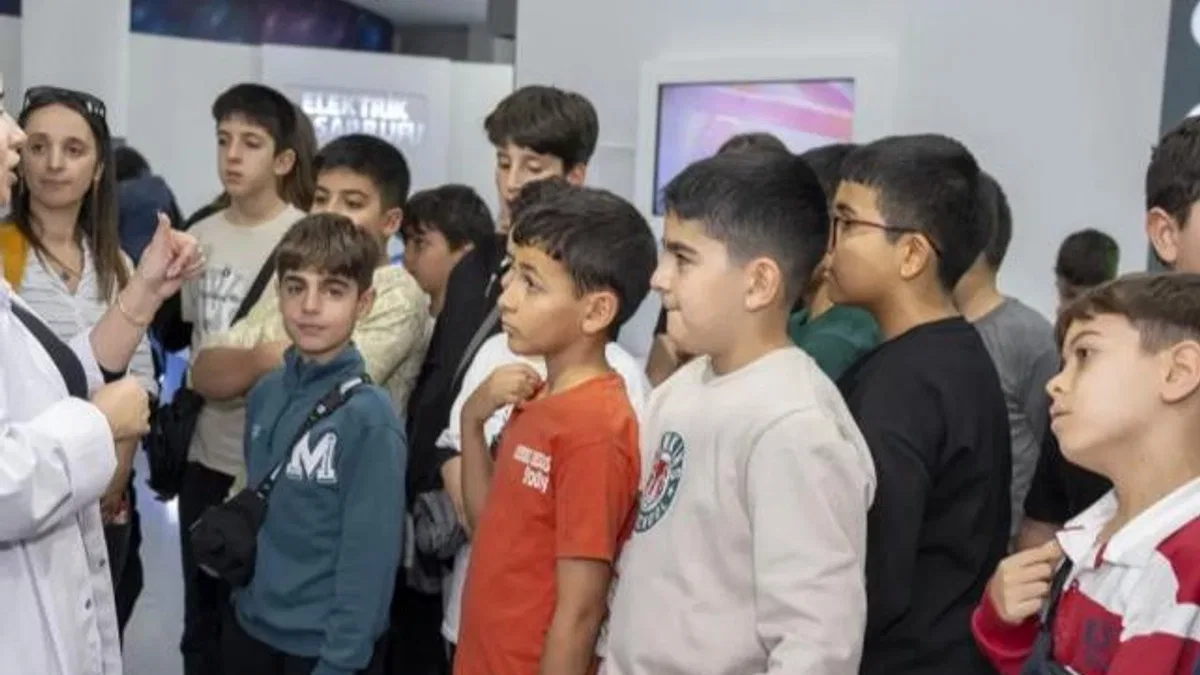 Mersin’de çocuklar bilimle buluştu