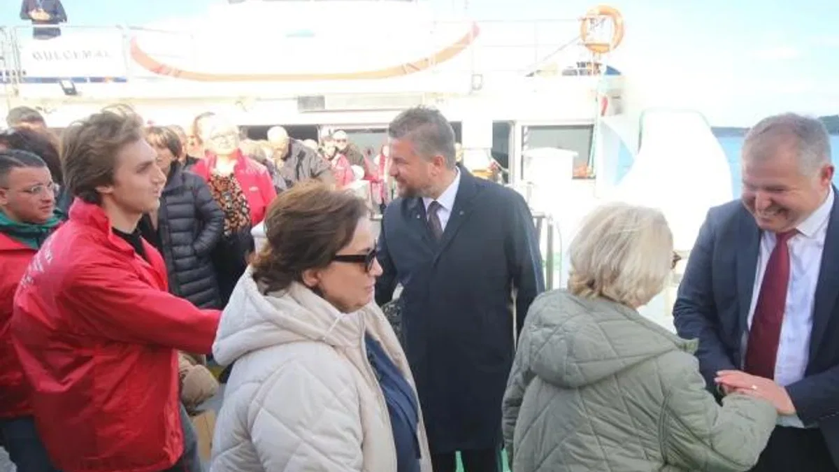 Mübadil torunları İzmir’de bir araya geldi