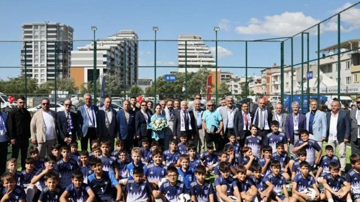 Bozbey gençleri kırmadı, spor yaşam alanı yaptı
