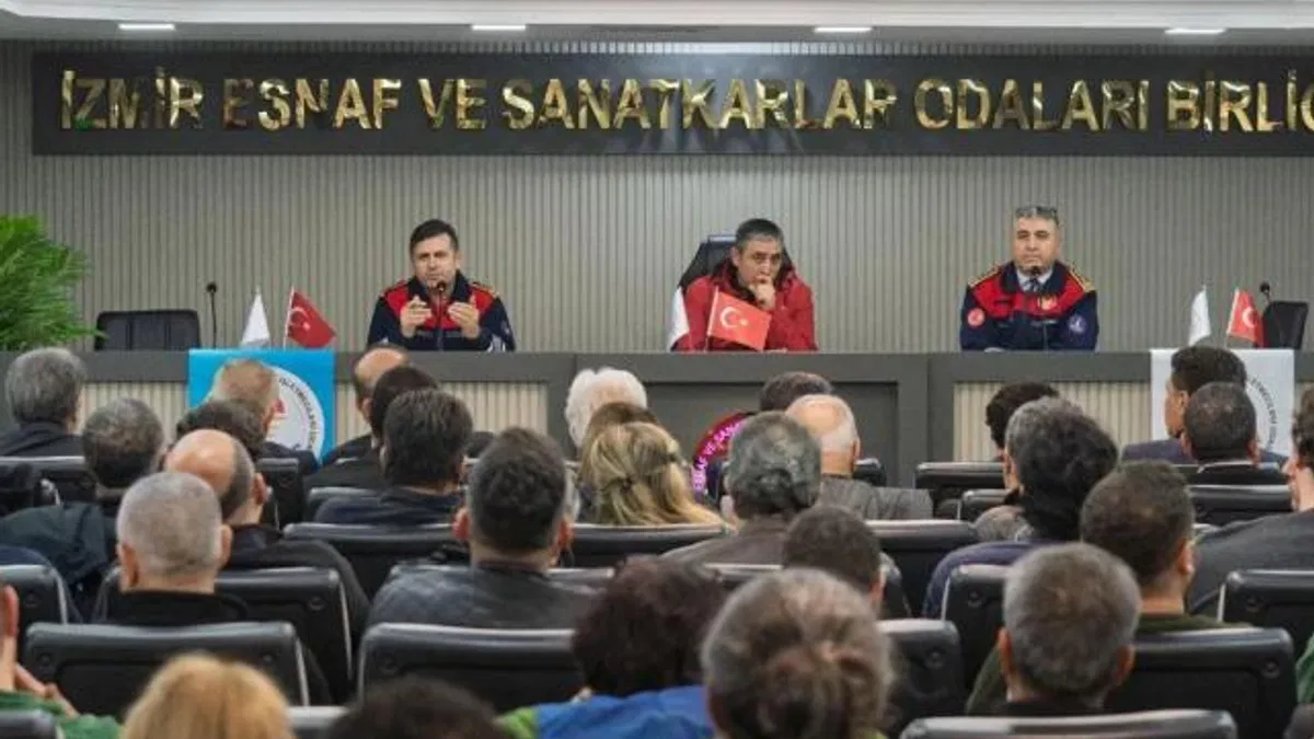 Yangın güvenliğinde yeni dönem İzmir’de konuşuldu