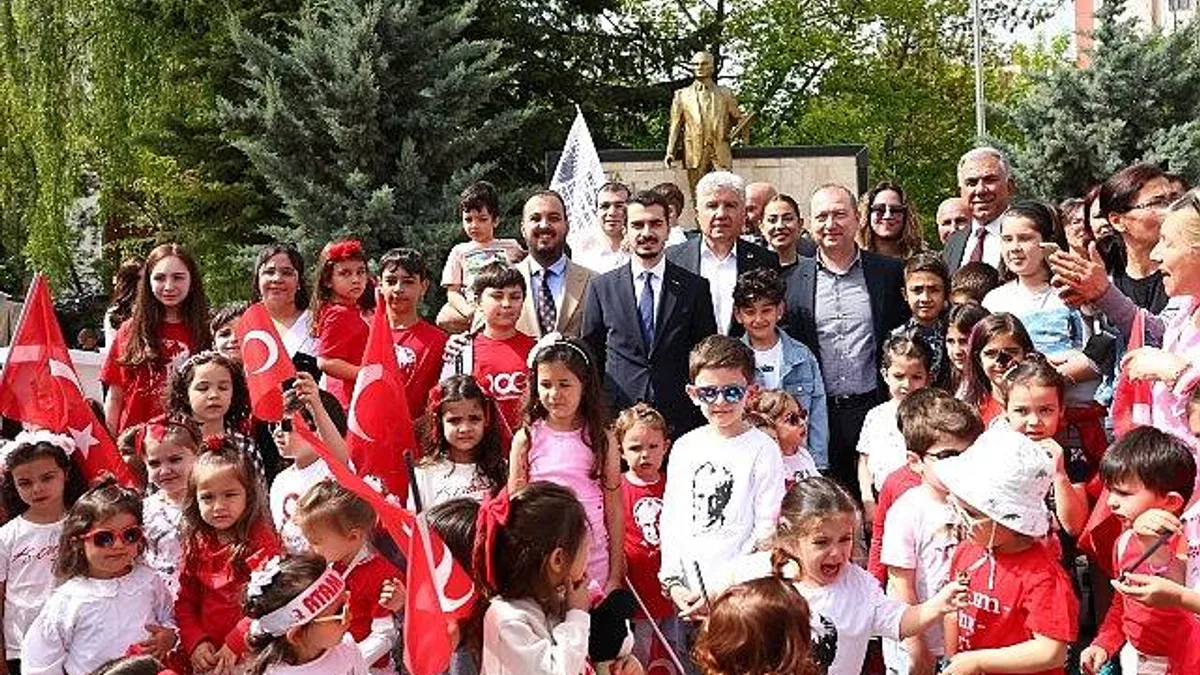 İyi Ki Cumhuriyet Var, İyi Ki Gazi Mustafa Kemal Atatürk Var