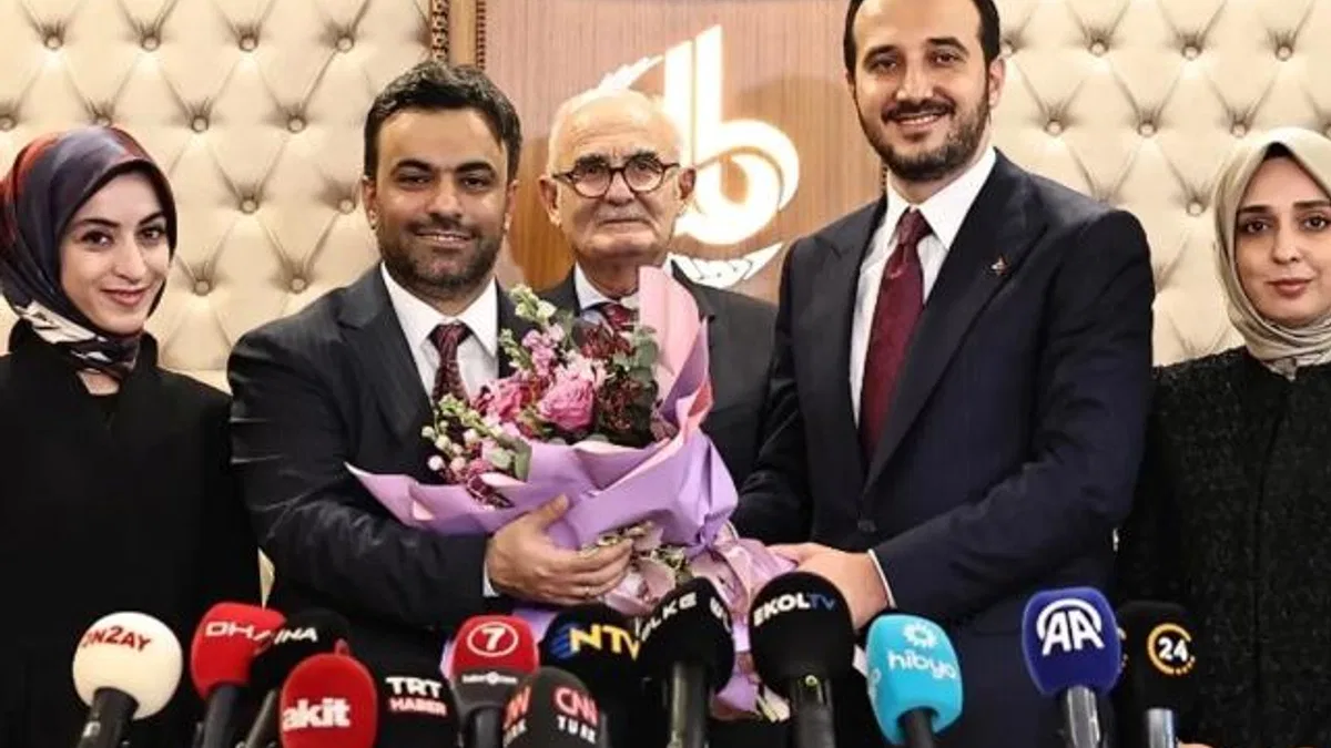 İstanbul Bağcılar’da Belediye Başkanı değişti… Yeni başkanı meclis seçti