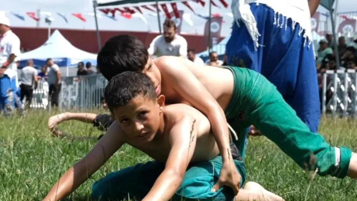 Kocaeli’de pehlivanlar er meydanında