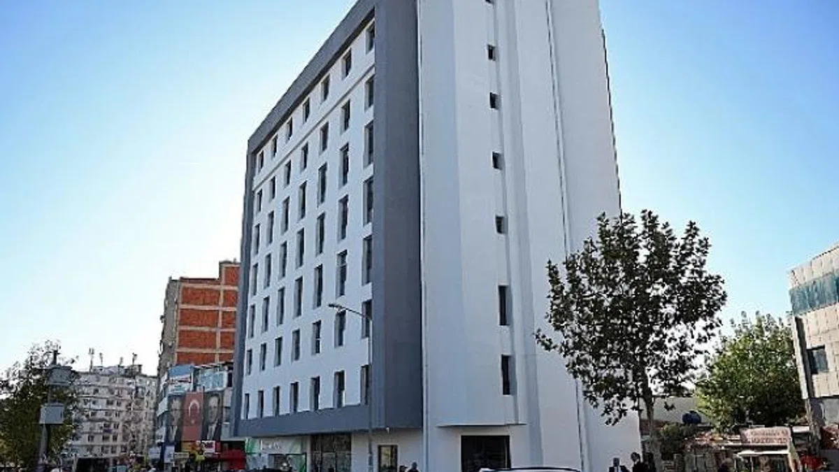 Bornova Belediyesinin ek hizmet binası tamamlandı ‘Daha güzel bir Bornova için çalışıyoruz’