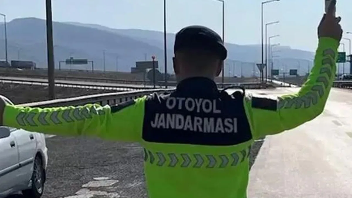 Trafikte yasak çakarlar yakın takipte