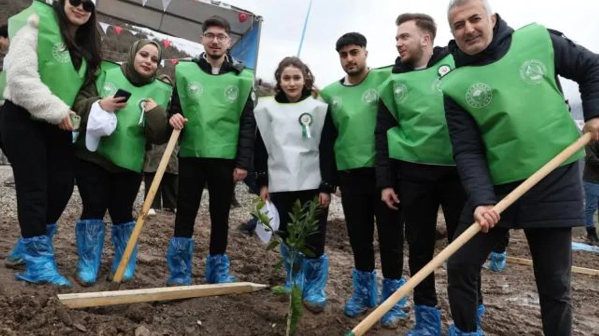 AÇÜ’lü Sınıf Öğretmenliği öğrencilerinden geleceğe nefes
