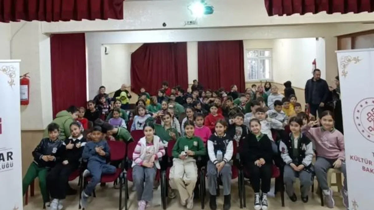 Vakıf Akademisinin “Vakıf Bilinci” projesi geleceğe ışık tutuyor