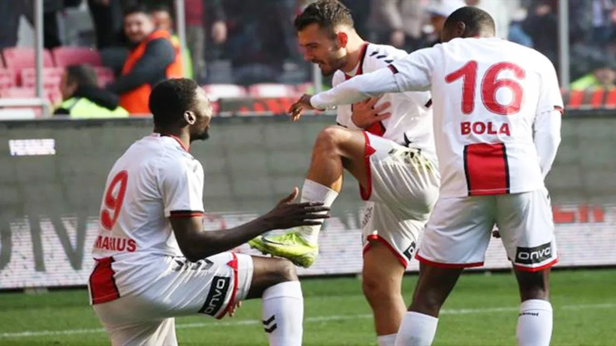 Reeder Samsunspor 4-0 Sipay Bodrumspor FK (Maç Sonucu) Samsun evinde farklı kazandı!