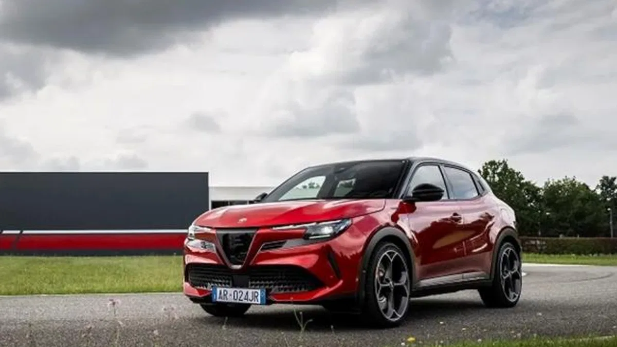 Alfa Romeo’dan yeni bağlantılı araç teknolojisi “Link”