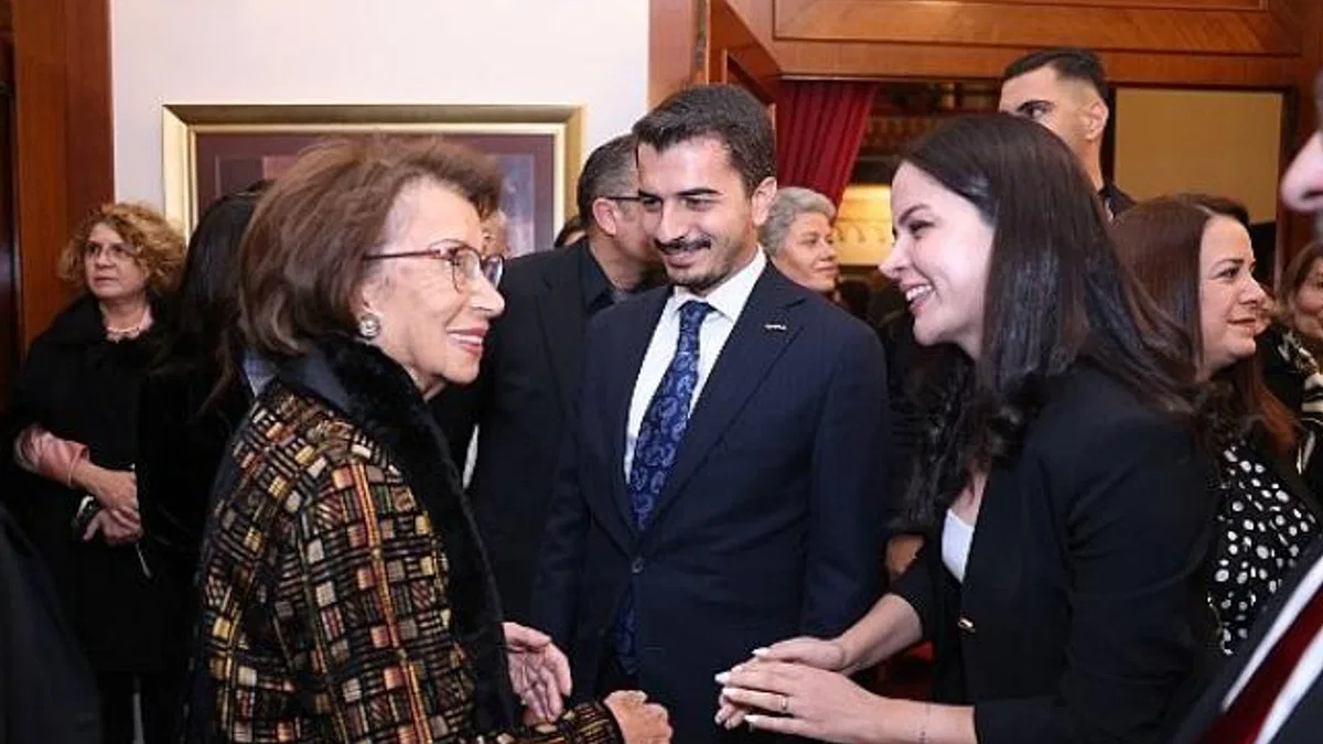 Başkan Güner, “Bir Cumhuriyet Şarkısı” Galasına Katıldı