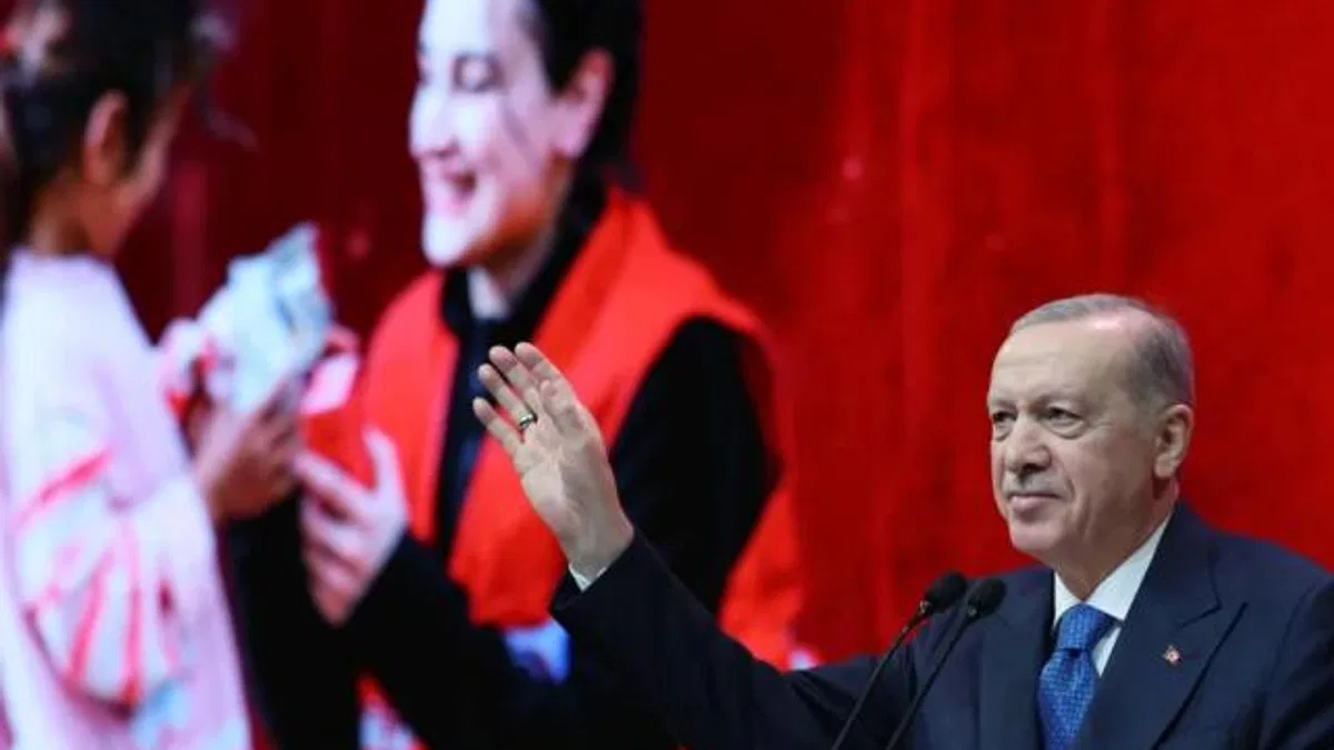 Cumhurbaşkanı Erdoğan’dan Kızılay’a övgü